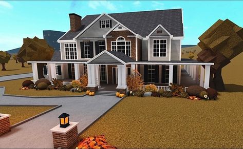 Fall House Inspo Exterior, Cosy Autumn Bloxburg House, Cozy Family Bloxburg House, Cute Realistic Bloxburg House, Autumn Houses Exterior, Autumn Themed Bloxburg House, Autumn Suburban House Bloxburg, Modern Fall House Exterior, House Layouts Suburban