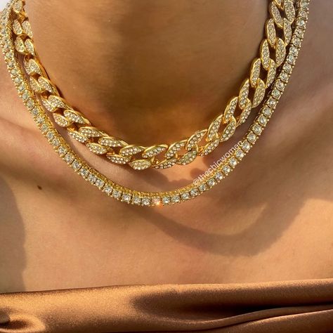 Icy Jewelry, Gold Diamond Chain, Gold Room Decor, Gold Room, Tennis Chain, Diamond Choker, Dope Jewelry, Animal Photos, Diamond Chain