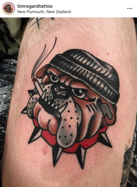 Traditional Bulldog Tattoo, Traditional Tattoo Torso, Traditional Tattoo Drawings, Tato Flash, Tato Tradisional, Traditional Tattoo Inspiration, Bulldog Tattoo, Tattoos For Dog Lovers, Monkey Tattoos