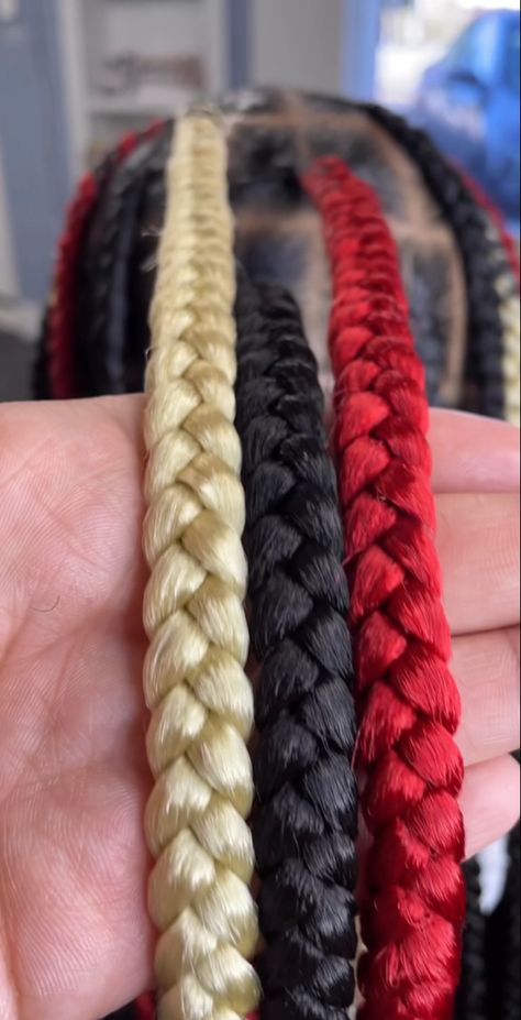 Cute Braid Color Combinations, Braiding Hair Color Combo, Braided Color Combo, Cute Box Braid Color Combinations, Jumbo Box Braids With Color, Braid Combo Colors, Large Knotless Braids Hairstyles With Color, Knotless Braids Color Combo, Jumbo Knotless Box Braids With Color