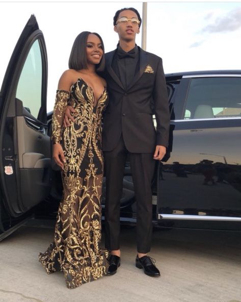 Gold Prom Tux, Black And Gold Prom Suit, Gold Prom Suit, Prom Couples Outfits, Tux Prom, Paisley Tuxedo, Prom Tux, Prom Goals, Prom Couples