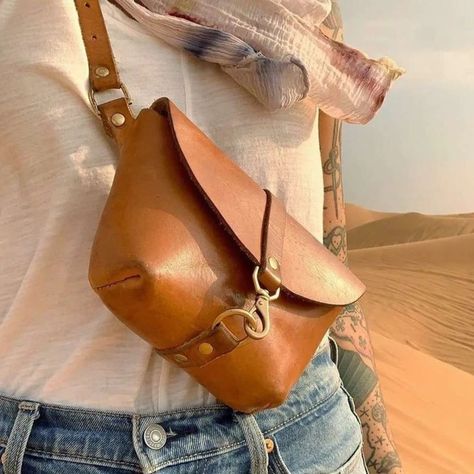 Stylish fanny pack