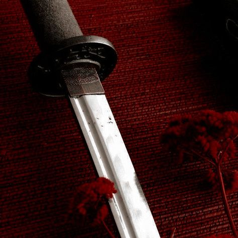 Traditional Japanese Aesthetic Red, Tablet Aesthetic, Arte Ninja, By Any Means Necessary, Samurai Swords, Kendo, Japanese Aesthetic, Original Character, Aang