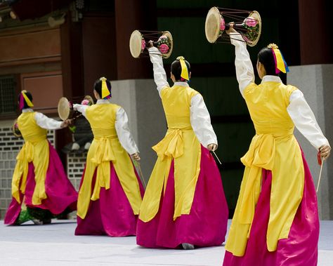 Korean dancing group by Dongko Ancient Korea, Korean Culture, Folk Dance, Dancing, The Globe, Globe, Disney Princess, Disney Characters