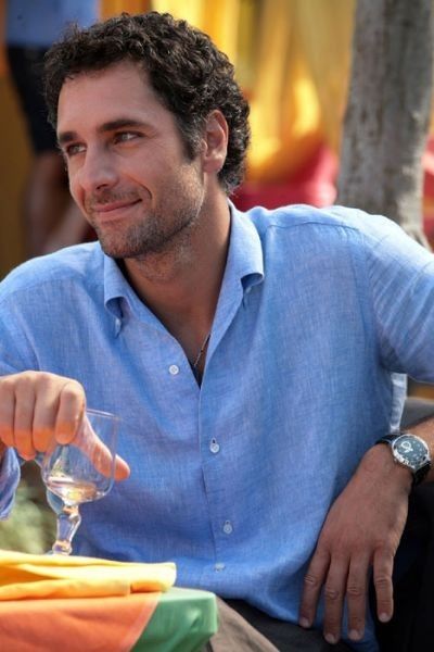 Raoul Bova, Dark Haired Men, Something In The Way, Under The Tuscan Sun, Natural Man, The Way He Looks, People Brand, Bear Men, Men Model