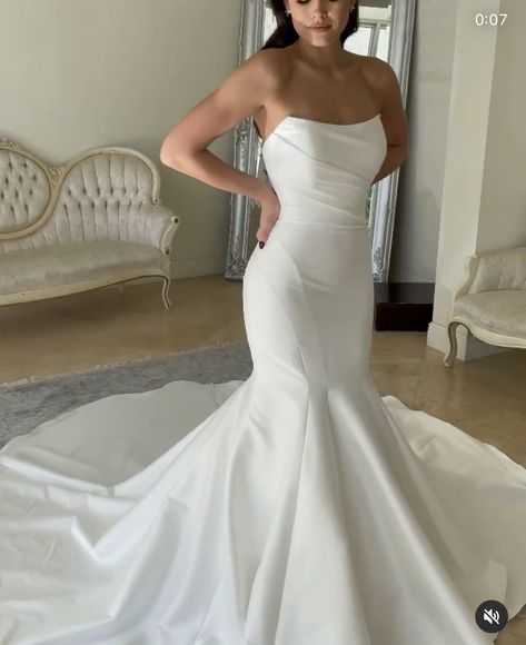 Satin Mermaid Wedding Dress Off The Shoulder, White Silk Mermaid Wedding Dress, Silky Mermaid Wedding Dress, Satin Mermaid Wedding Dress With Train, White Satin Mermaid Wedding Dress, Fit And Flare Strapless Wedding Dress, Plain White Mermaid Wedding Dress, Strapless Satin Mermaid Wedding Dress, Elegant Strapless Wedding Dress