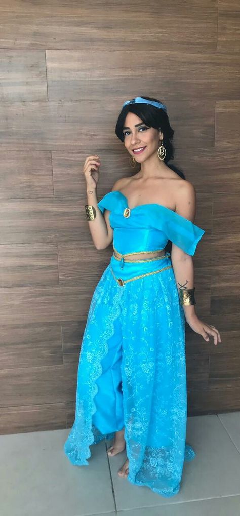 Fantasia adulto princesa Jasmine Princess Jasmine Outfits, Jasmine Alladin, Fancy Dress Diy, Princess Halloween, Princess Halloween Costume, Star Costume, Disney Jasmine, Fantasias Halloween, Princess Jasmine