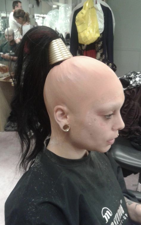 Ugly Haircut Women, Short Goth Haircuts, Skullet Haircut, Alternative Hairstyles, Create Pin, Ian Curtis, Goth Hair, Bad Haircut, Bald Girl