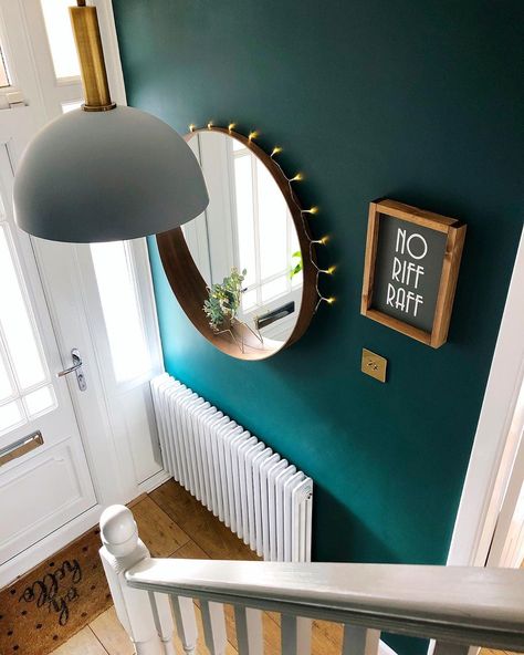 Teal hallway. Round mirror. Blue-green hallway. Dark Green Hallway, Teal Hallway, Green Entryway, Bright Hallway, Green Hallway Ideas, Entrance Hall Decor, Victorian Hallway, Hallway Colours, Small Hallway Ideas