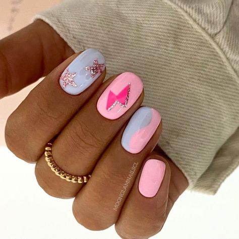 Western Design Nails, Pink And Baby Blue Nails, Blue Nails Stars, Western Gel Nails, Nail Designs Western, Disco Cowgirl Nails, Country Nails Design, Nail Ideas Western, Short Western Nails