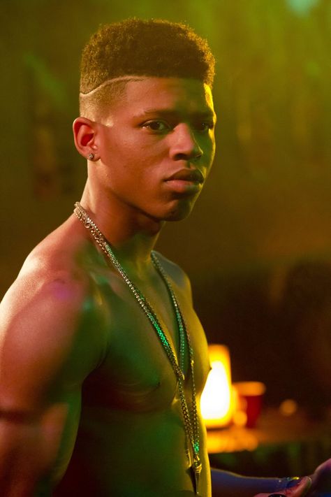 39 Shirtless TV Moments From 2016 That You Need to See Empire Hakeem, Hakeem Lyon, Empire Cast, Bryshere Gray, Empire Fox, Empire Season, Swag Boys, Man Crush Everyday, Boys Haircuts