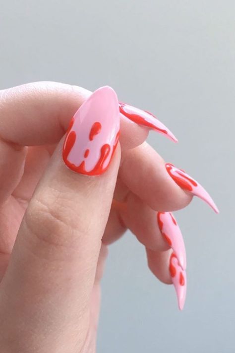 50 Best Halloween Nail Ideas 2021 – Cute Halloween Nail Art Scary Halloween Nails Design, Valentine Nails Pink, Pink Halloween Nails, Halloween Nail Art Easy, Halloween Nail Art Ideas, Holloween Nails, Evil Eye Nails, Halloween Manicure, Halloween Nails Easy