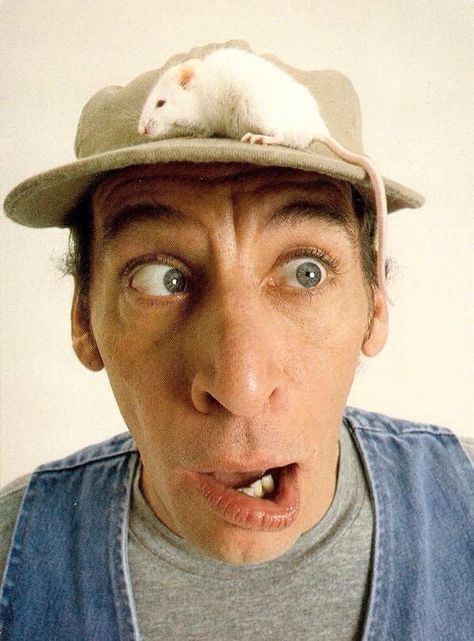 Ernest. Ernest P Worrell, Jim Varney, Popular People, Character Actor, Old Tv Shows, Interesting Faces, Man Humor, Funny People, Funny Faces