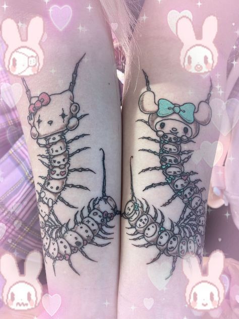 How cute is thisss?? Oh my god⚔️💕 16 Tattoo, Grunge Tattoo, Goth Tattoo, Hello Kitty Tattoos, Cute Tats, Jazmin Bean, Handpoke Tattoo, Kawaii Tattoo, Tatuaje A Color