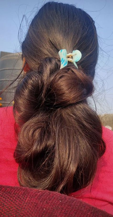 Indian Long Hair Braid, Huge Hair, Long Shiny Hair, Long Hair Images, Long Indian Hair, Big Bun Hair, Long Hair Ponytail, Extremely Long Hair, Long Silky Hair