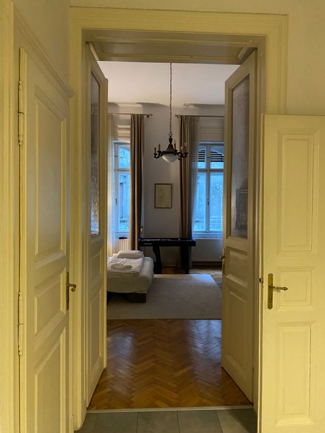 Budapest Apartment, Old Town Apartment, Uni House, European Apartment, Town Apartment, 2024 Moodboard, Vintage Apartment, Room View, Old Apartments