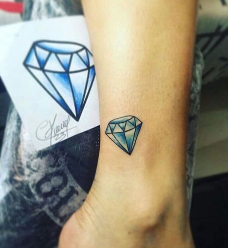 Diamante Tattoo, Diamond Crown Tattoo, Traditional Diamond Tattoo, Black Diamond Tattoos, Tattoo Diamond, Small Diamond Tattoo, Diamond Tattoo Designs, Diamond Tattoo, Vegas Tattoo