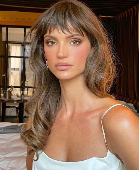 Birkin Bangs, Natural Wedding Makeup Looks, Hot Haircuts, Princess Makeup, Patrick Ta, Low Maintenance Haircut, Summer Haircuts, Wedding Makeup Looks, Natural Wedding Makeup