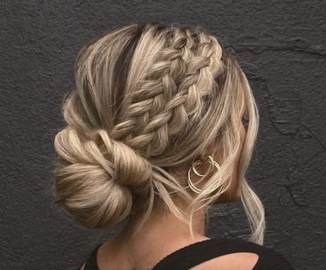 Wedding Hair Up, Fancy Hair, School Hair, Bride Hair, Fancy Hairstyles, Kiss Makeup, Wedding Board, Hairstyles For School, Style Tips