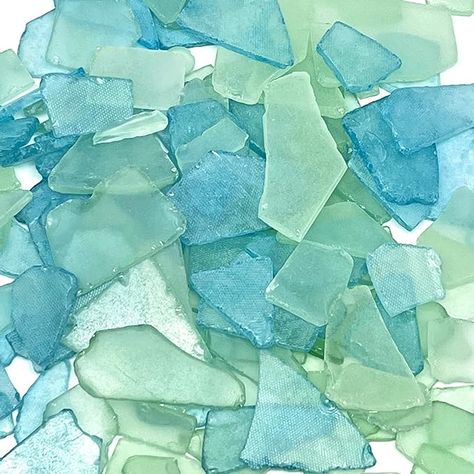 Amazon.com: Tumbler Home Sea Glass for Crafts, Decor and Vase Filler. Frosted Beach Glass in Bulk. 25oz Aqua & Mint Seaglass Pieces : Home & Kitchen Colorful Beach House Decor, Sea Glass For Sale, Glass Crafts Diy, Sea Glass Wedding, Beach Crafts Diy, Sea Glass Decor, Diy Beach Decor, Home Wedding Party, Modern Coastal Decor