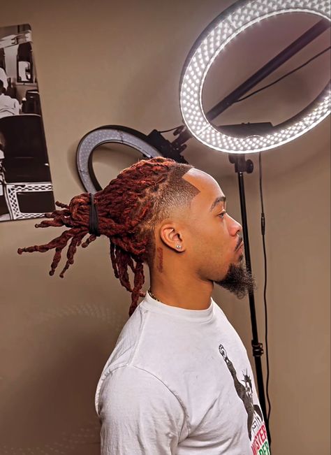 Red Dreads Men, Dreads Styles Black, Burgundy Dreads, Long Hair Fade, Boys Dyed Hair, Attractive Hairstyles, Red Dreads, Brown Dreads, Mens Twists Hairstyles