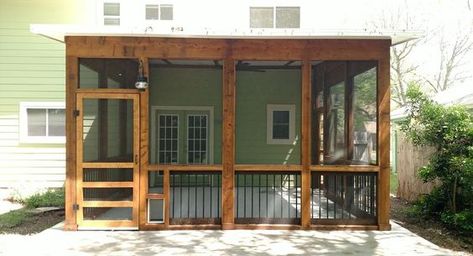 With This South Austin Screened Room, People and Dog are Happy; Mosquitoes are Not | Archadeck of Austin Porch Enclosure Ideas, Backyard Porch Ideas, Porch Enclosure, Enclosure Ideas, Porch Kits, Screened Porch Designs, Screened In Deck, Porch Plans, Building A Porch