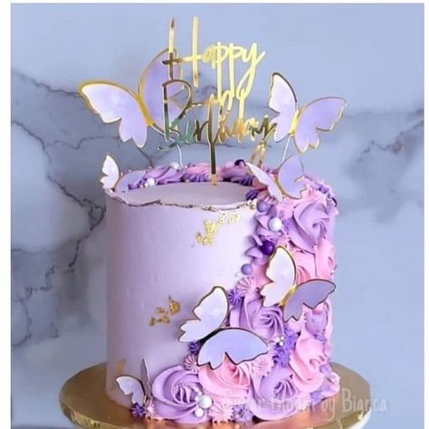 Pink And Lilac Cake, Butterflies Cake Ideas, Butterfly Birthday Cake For Girls Kids, Pink And Purple Butterfly Cake, Butterfly Cake Birthday, Purple Cake Ideas, Lilac Cakes, Butterfly Themed Cake, Butterfly Cake Design