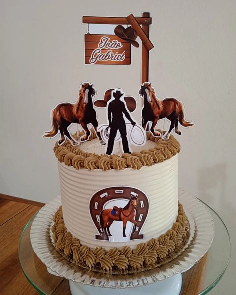 Western Party Decorations, Horse Birthday Cake, Cowboy Cakes, Cowboy Birthday Party, Farm Cake, Birthday Cake Topper Printable, Cake Printing, Western Parties, Horse Birthday