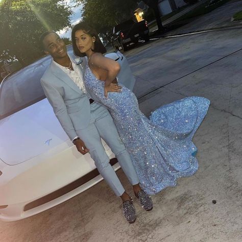 Gray Prom Couple, Blue Prom Couple, Edgy Prom Dresses, Short Sparkly Dresses, Prom Goals, Prom Couples, Prom Inspiration, Prom Tuxedo, Prom Girl Dresses