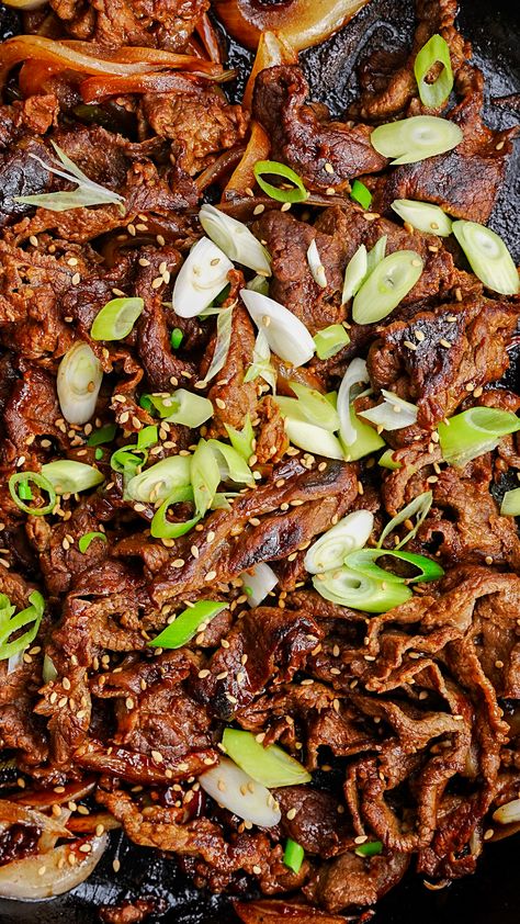 Easy Bulgogi (Korean BBQ Beef) - Chasing Cravings Easy Bulgogi, Bbq Spread, Korean Beef Recipes, Beef Loin, Korean Bbq Beef, Bulgogi Recipe, Beef Roll, Asian Beef, Bulgogi Beef