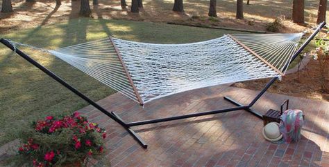 relaxing Patio Set Up, Brazilian Hammock, Rope Hammock, Cheap Patio, Spreader Bar, Hammock Tent, Hanging Hammock, Summer Backyard, Double Hammock