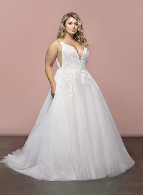 Style 6904S Nash Hayley Paige plus size bridal gown - Ivory labyrinth caviar A-line gown, deep sweetheart neckline and open back, full tulle skirt with caviar applique and layered starlight tulle with cashmere lining. Hayley Paige Dress, Hayley Paige Bridal, Blush By Hayley Paige, Modern Bridal Gowns, Jlm Couture, French Lilac, Full Tulle Skirt, Skirt With Lace, Lakeside Wedding