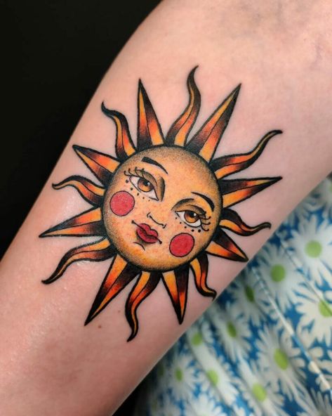 Traditional Tattoo Sun, American Traditional Thigh Tattoo, Sun Tattoo Traditional, Traditional Sun And Moon Tattoo, American Traditional Sun Tattoo, Traditional Sun Tattoo, Artistic Tattoos, Thigh Sleeve, Sun Tattoo Designs