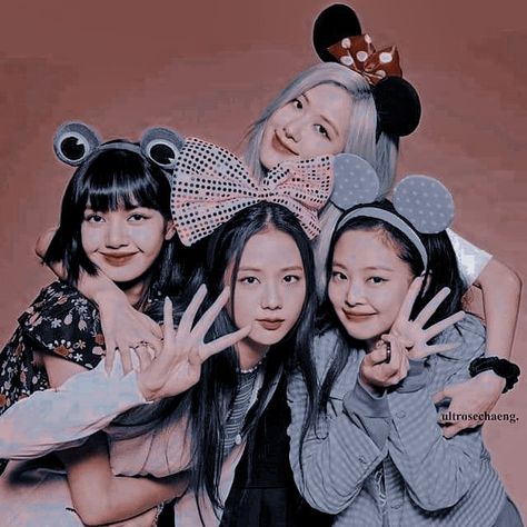 #blackpink#aesthetic Blackpink Poster, Blackpink Members, Lisa Blackpink Wallpaper, Blackpink And Bts, Vogue Korea, Blackpink Video, Doja Cat, Kim Jisoo, Blackpink Photos