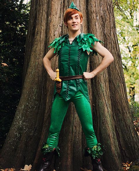 408 Likes, 29 Comments - Loïc Radermecker (@blondecay) on Instagram: “Today's photoshoot was amazing 💚🍃✨ I'm so proud to finally show you my Peter Pan cosplay. This week…” Tulle Tutu Diy, Diy Peter Pan Costume, Disfraz Peter Pan, Peter Pan Kostüm, Peter Pan Musical, Peter Pan Costume Kids, Peter Pan Disneyland, Peter Pan Cosplay, Peter Pan Jr