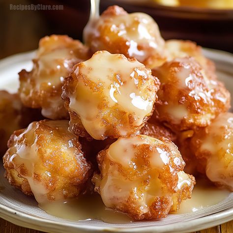 Apple Fritter Bites: Crispy outside, soft inside, and filled with sweet, spiced apple goodness. Perfect for any time of day! Apple Fritter Muffin Recipe, Keto Apple Fritters Recipe, Baked Apple Fritter Bites, Baked Apple Fritters Recipe Easy, Apple Fritters Cake Recipe, Popcorn Balls Recipe Easy, Fritter Bites, Apple Fritter Bites, Easy Apple Fritters