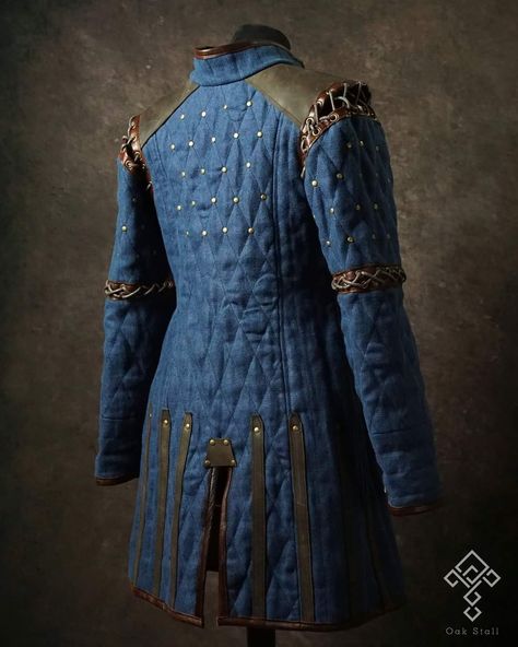 Adventurer Costume, Aged Clothing, Tactical Wear, 3d Fashion, Medieval Clothing, Fantasy Costumes, Fashion Inspiration Design, Historical Dresses, Other Outfits