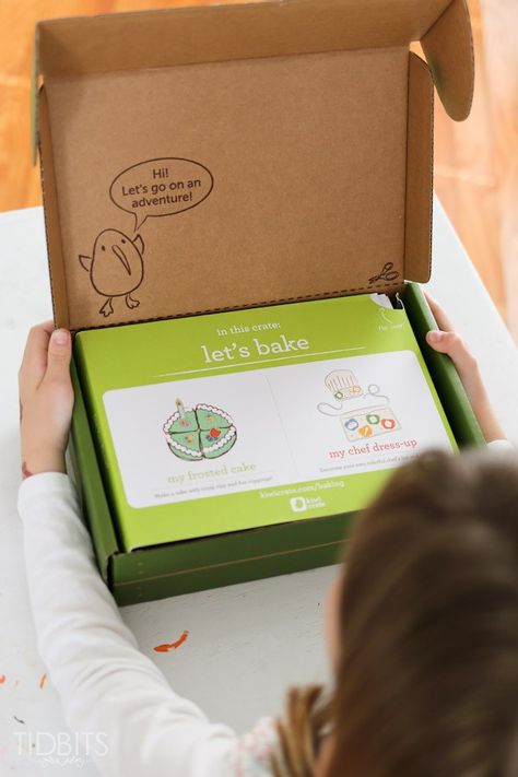 Kiwi Crate review - your guide to choosing the best subscription box for your child. Chef Dress, Subscription Box Design, Kiwi Crate, Subscription Boxes For Kids, Best Subscription Boxes, Kids Boxing, Subscription Boxes, Subscription Box, 2024 Vision Board