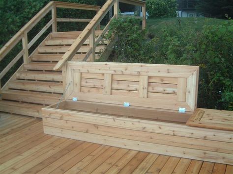 I would love to build some storage benches similar to this style for our deck.  Simple construction and "no-slam" hinges for finger safety!  Great storage for seating pads, kids toys, etc. Deck Storage Bench, Deck Bench Seating, Deck Bench, Diy Exterior, Deck Seating, Outdoor Storage Bench, Storage Bench Seating, Deck Storage, Patio Bench