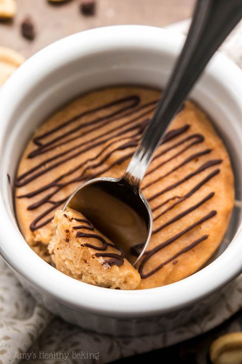 Microwave Mug Cake Recipes, Peanut Butter Mug Cake, Microwave Mug Cake, Mug Cake Recipes, Microwave Mug Recipes, Easy Microwave Recipes, Microwave Mug, Peanut Butter Mug Cakes, Mug Cake Microwave