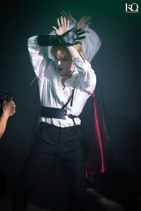 These 35+ Gorgeously Spooky Behind-The-Scenes Pictures From ATEEZ's "Deja Vu" Vampire Dance Performance Will Give You Chills - Koreaboo Vampire Look, Jeong Yun-ho, Special Halloween, Deja Vu, He Is Able, Dance Performance, Kind Heart, Boy Groups, A Man