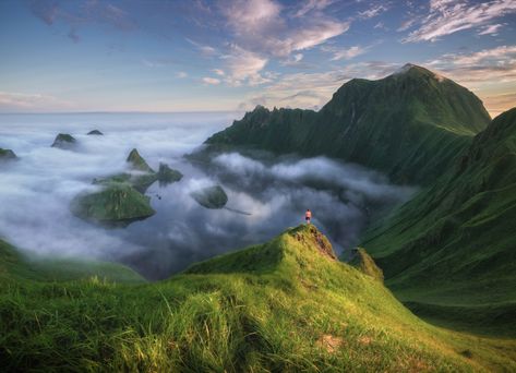 Yankicha is an island of volcanic origin, part of the middle group of the Kuril Islands located in the Far East of Russia. Photo by: Andrey Grachev. Kuril Islands, Nikon D850, Russia City, Nikon, Art Nouveau, Russia, Places To Visit, Natural Landmarks, Photographer