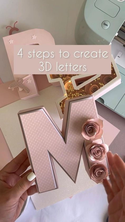 Alphabet 3d, Vinyle Cricut, Idee Cricut, Cricut Explore Projects, Projets Cricut, Cricut Projects Beginner, Diy Crafts Room Decor, 3d Letters, Cricut Craft Room