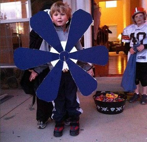 Ceiling Fan Costume Halloween, Ceiling Fan Costume, Ceiling Fan Halloween Costume, Fan Costume, Ceiling Fan Art, Toddler Boy Halloween Costumes, Cardboard Costume, Halloween Costumes To Make, Diy Halloween Costumes For Kids