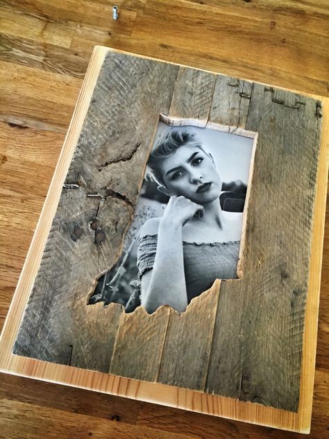 Pallet Picture Frames, Advanced Woodworking Plans, Barn Wood Picture Frames, Rustic Picture Frames, Barn Wood Crafts, Barn Wood Projects, Diy Photo Frames, Home Wood, Diy Picture Frames