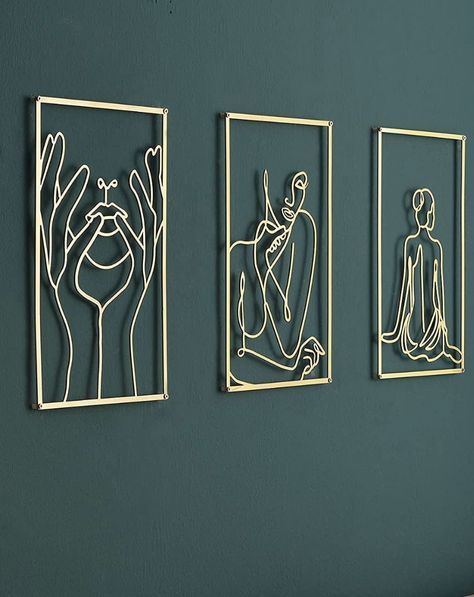 I AM IN LOVE with these 3 elegant pieces of wall art. A new and still classy way of styling your home. #homedecor Wall Art Sets Living Room, Gold Metal Wall Art, Gold Room Decor, Spa Room Decor, Salon Wall Art, Art Deco Wall Art, 3d Metal Wall Art, Gold Rooms, Outdoor Metal Wall Art