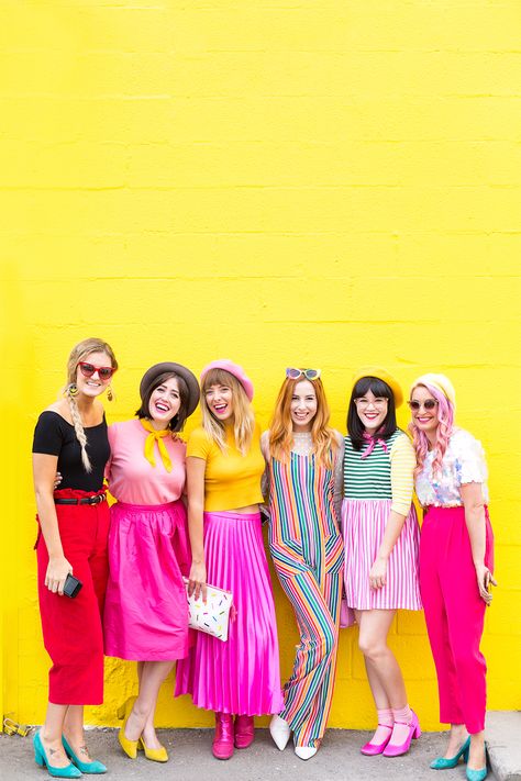 Fashion Trend Pattern, Neon Photoshoot, Colorful Photoshoot, Rainbow Outfit, Rainbow Fashion, Harajuku Fashion, Colourful Outfits, Fashion Colours, Colorful Fashion