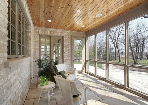 Sunroom Decorating and Design Ideas. Get inspired with clever layout and pretty fabrics, furniture, and accents to transform your sunroom into the most-used room in your house.  Tags: sunroom design ideas, sunroom furniture, floor to ceiling windows Pergola Vines, Cozy Sunroom Ideas, Enclosed Patio Ideas, Back Porch Designs, Cozy Sunroom, Small Sunroom, Patio Furniture Layout, Small Patio Furniture, Enclosed Porch