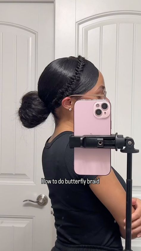 𝓚𝓲𝓪𝓻𝓪𝓵𝓪𝓽𝓻𝓲𝓬𝓮 | Butterfly braid tutorial 🌸 . . . . #hairinspo #hairinfluencer #hairideas #naturalhairstyles #butterflybraid #butterflybraidtutorial... | Instagram Butterfly Crown Ponytail, Butterflies Braids, Braid Into Ponytail, Butterfly Braids, Braid Crown, Aaliyah Hair, Butterfly Braid, Butterfly Crown, Braid Tutorial