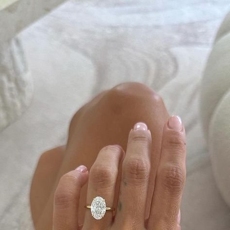 @prestwickplaceoval on Instagram: "Notice how icy and white this 4.10ct Oval is? 🥶  That’s because Prestwick Places Lab Diamond baseline is D colour - the absolute whitest and brightest colour grade available!👏🏼💎  4.10ct Oval Lab Diamond VS1 clarity D colour Excellent polish & symmetry Fully certified Full 18K Yellow Gold No upgrades TOTAL $16,900  For custom quotes and enquiries, send us a DM over on our main page @theprestwickplace ✨💕  #theprestwickplace #prestwickplace #oval #labdiamond #ovallabdiamond #ovaldiamond #ovalmoissanite #moissanite #love #engagement #jewellery" Oval Solitaire Engagement Ring 3ct, Black Weddings, Engagement Jewellery, Oval Solitaire Engagement Ring, Oval Engagement Ring, Cute Engagement Rings, Oval Diamond Engagement Ring, Oval Engagement, Dream Engagement